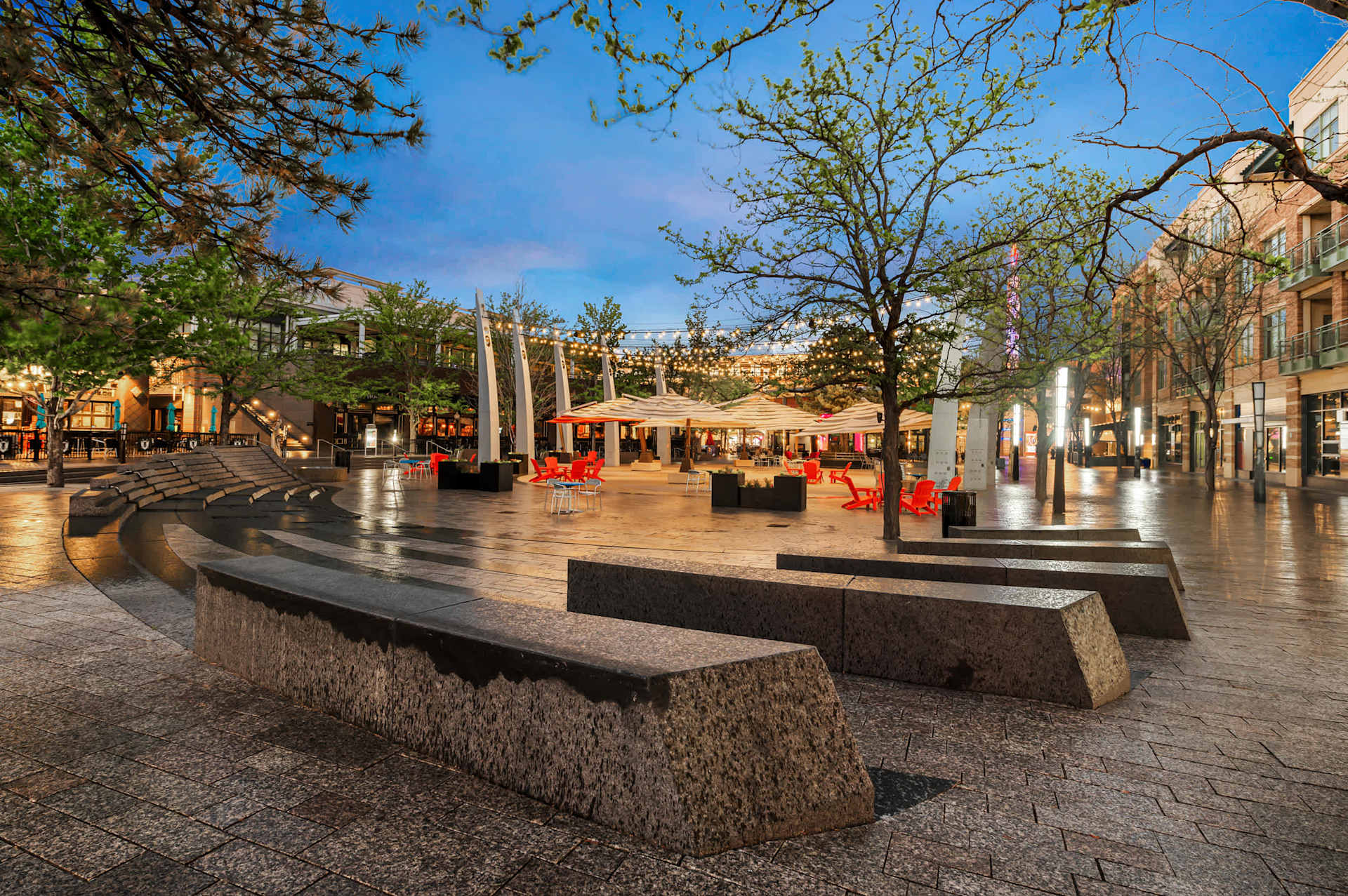 Shopping and Dining in Belmar, Lakewood near Denver
