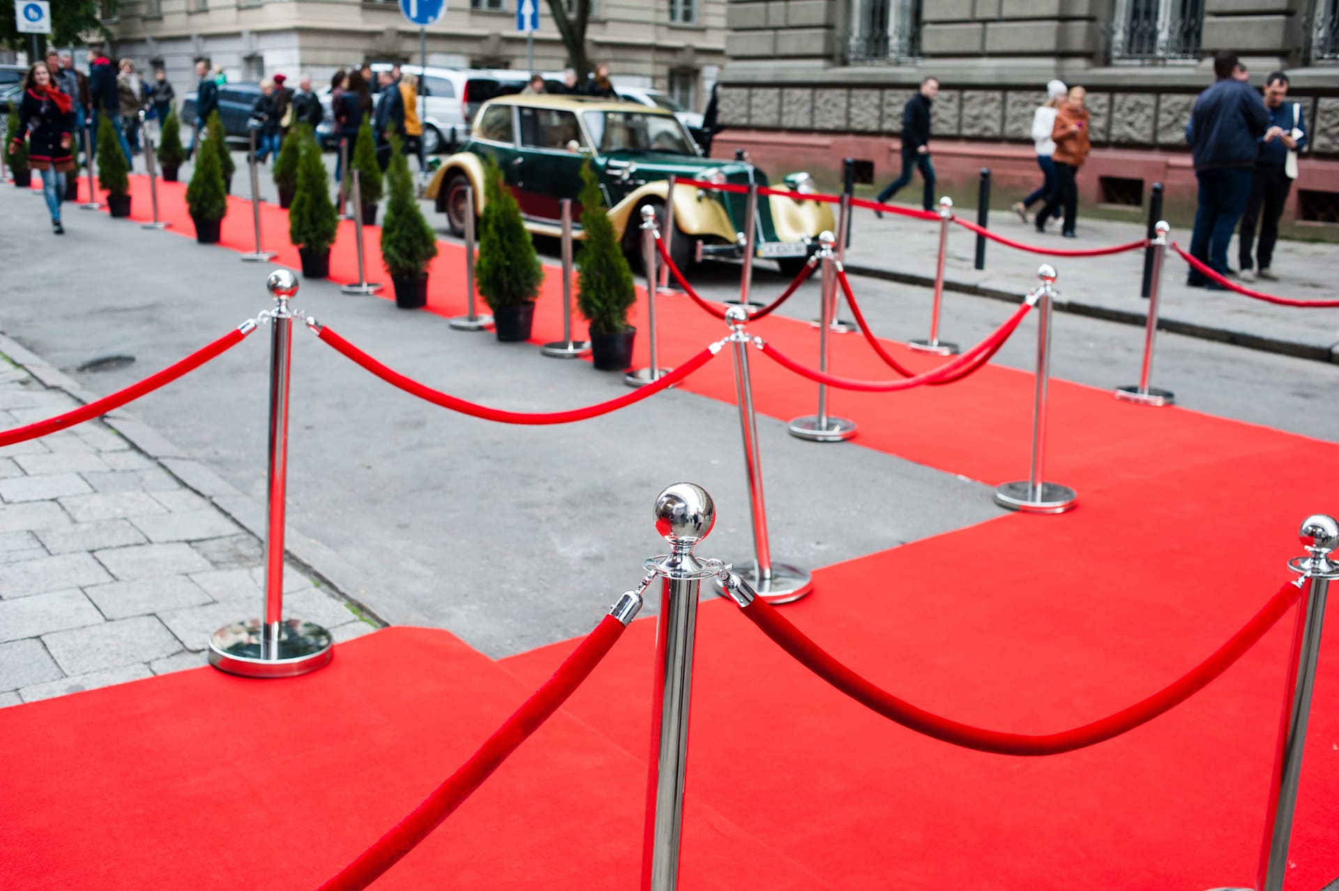 Exclusive Luxury Real Estate GetBurbed