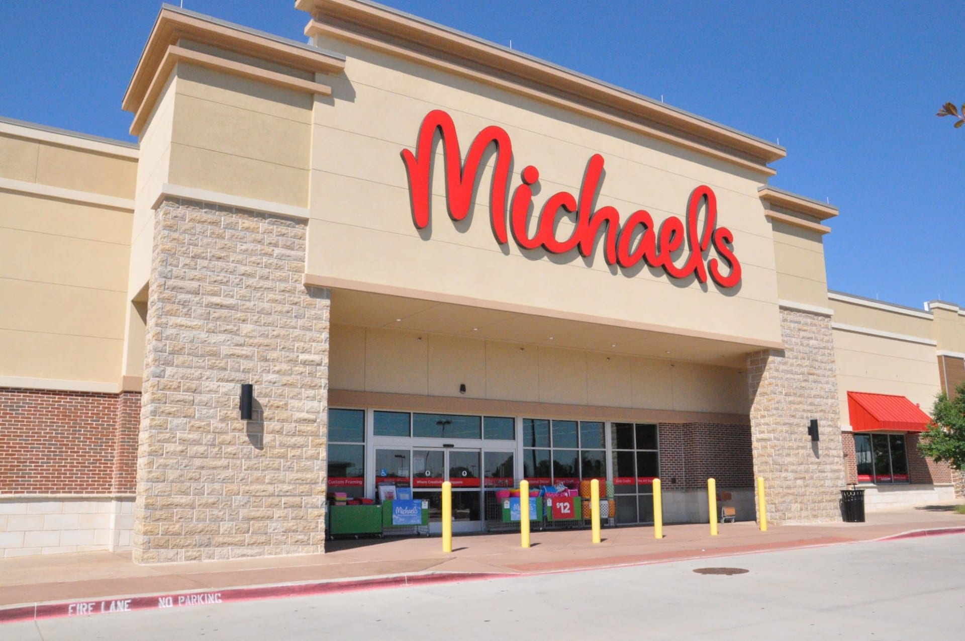 Michaels - Hacienda Shopping Center