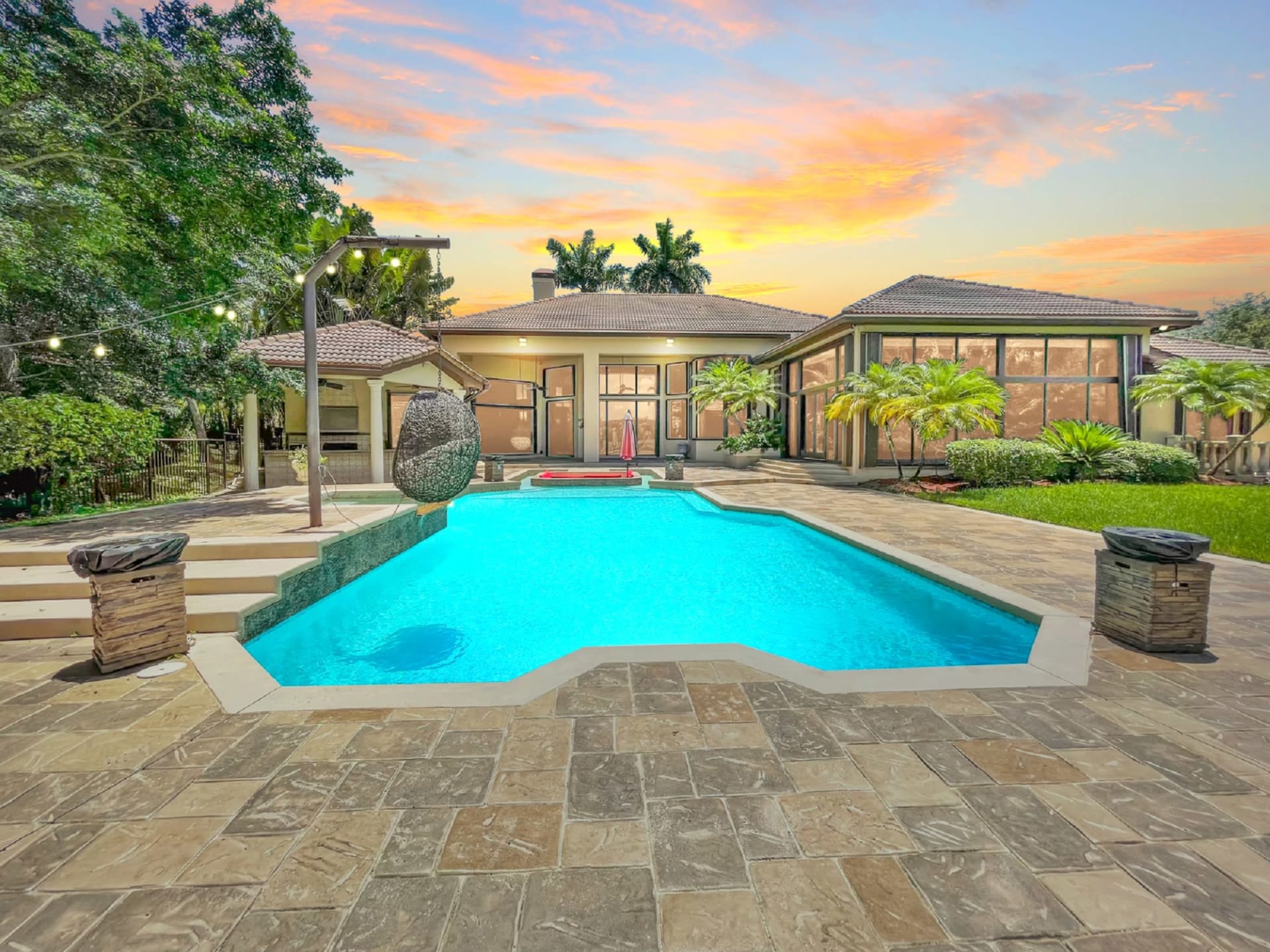 Windmill Ranch Estates, Weston