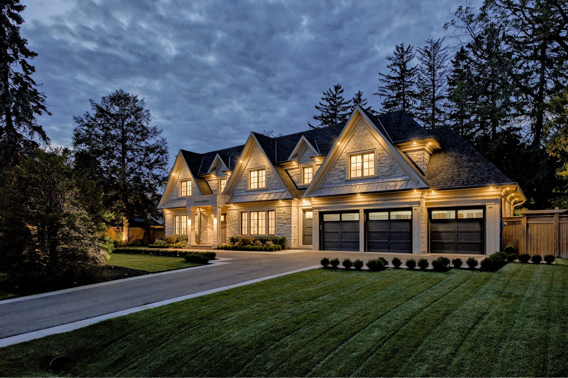 1163 Morrison Heights Drive Oakville, ON L6J 4J2 Goodale Miller Team