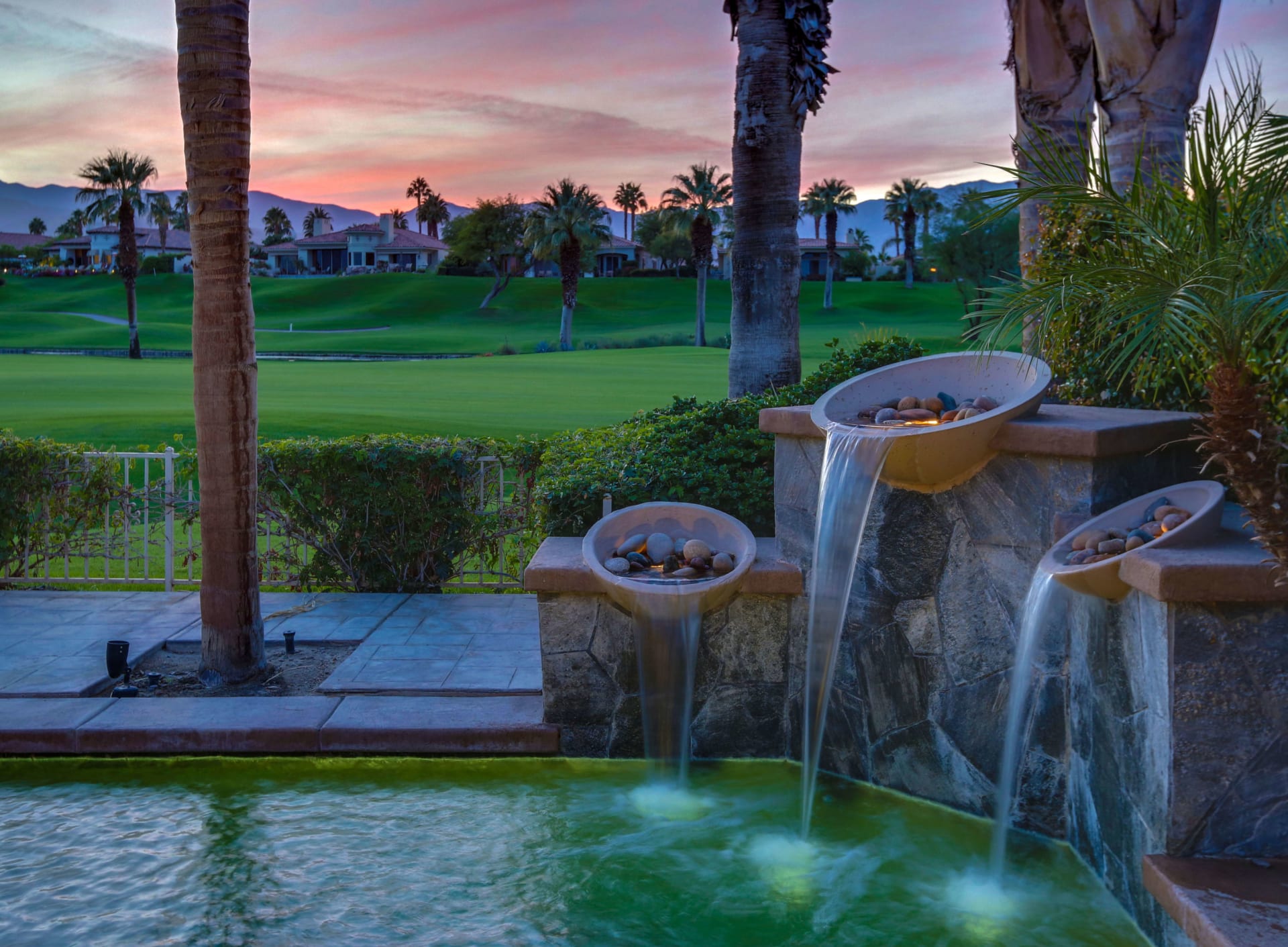 Twilight at El Paseo, El Paseo Gardens Palm Desert, Califor…