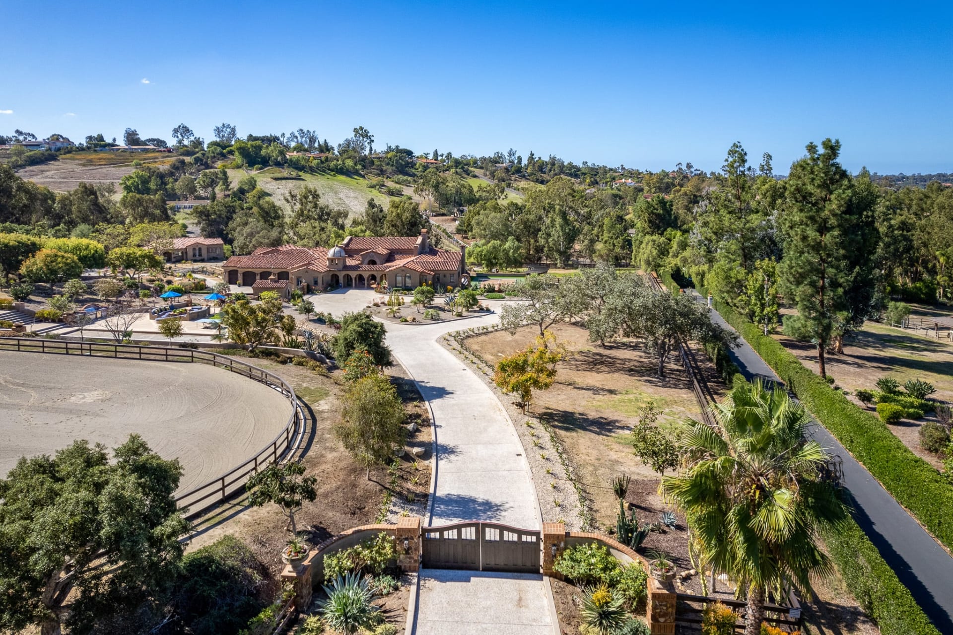 Spanish Manor Equestrian Estate 5631 El Camino Del Norte, RSF Covenant 