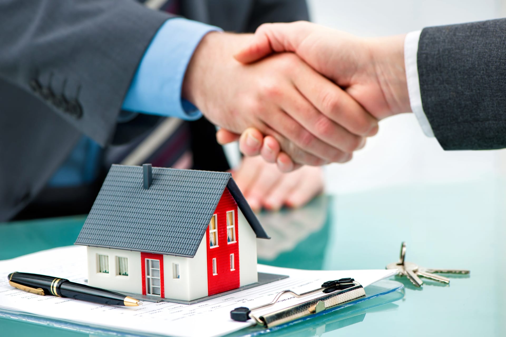 Why you should hire a realtor