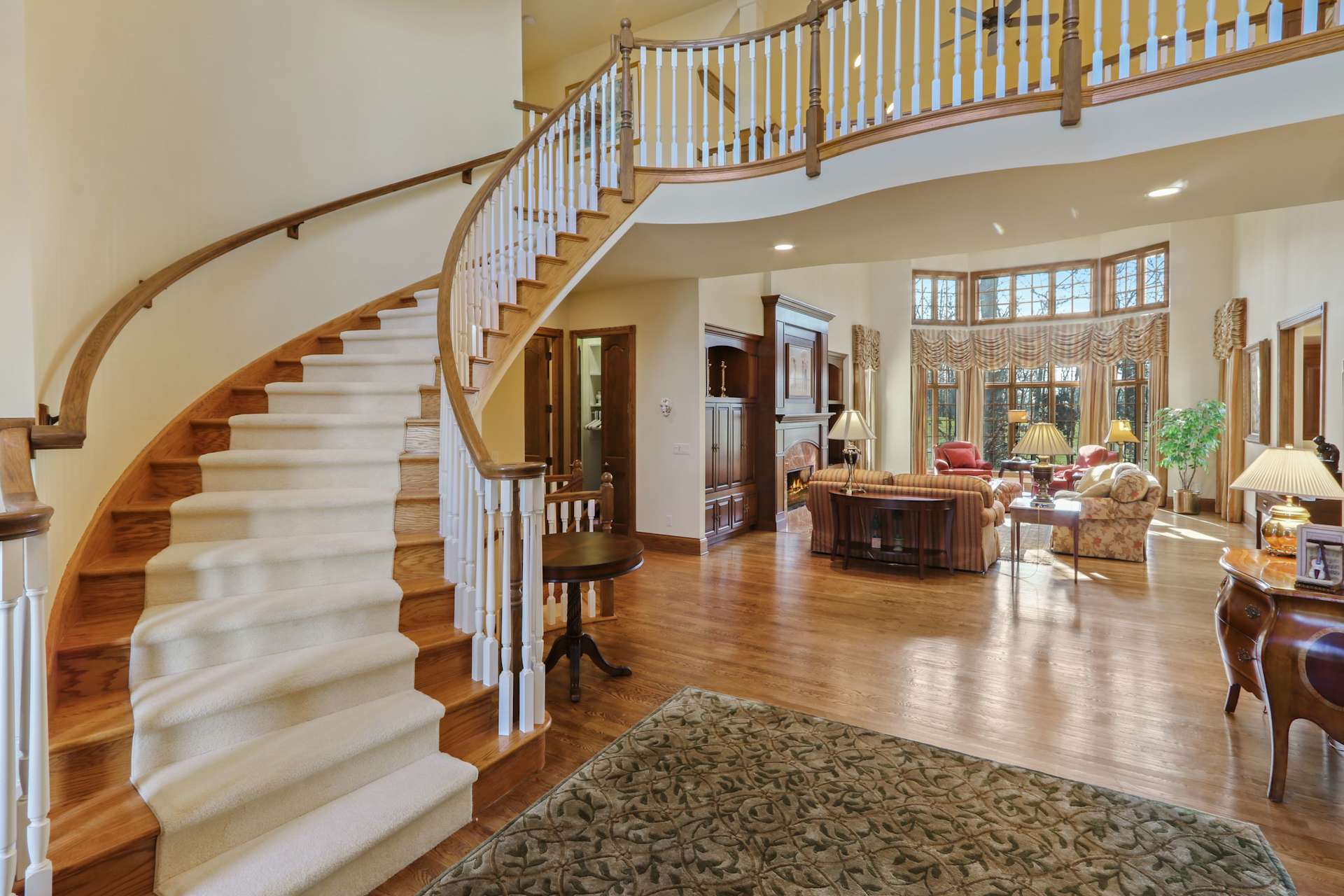 About Janis Hartley Lake Geneva Top Real Estate Agent