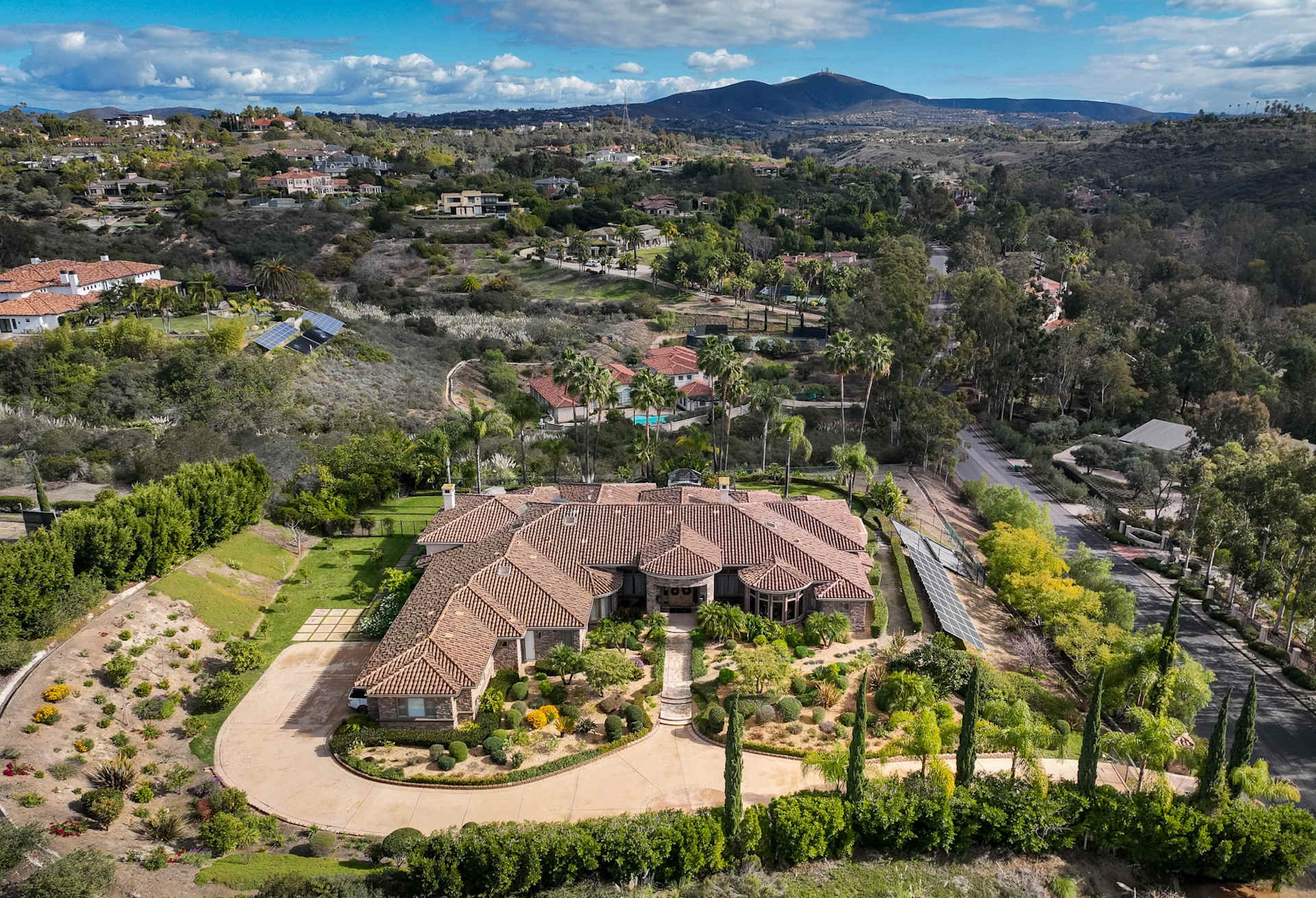 GRACIOUS AND INVITING 6560 POCO LAGO, RANCHO SANTA FE