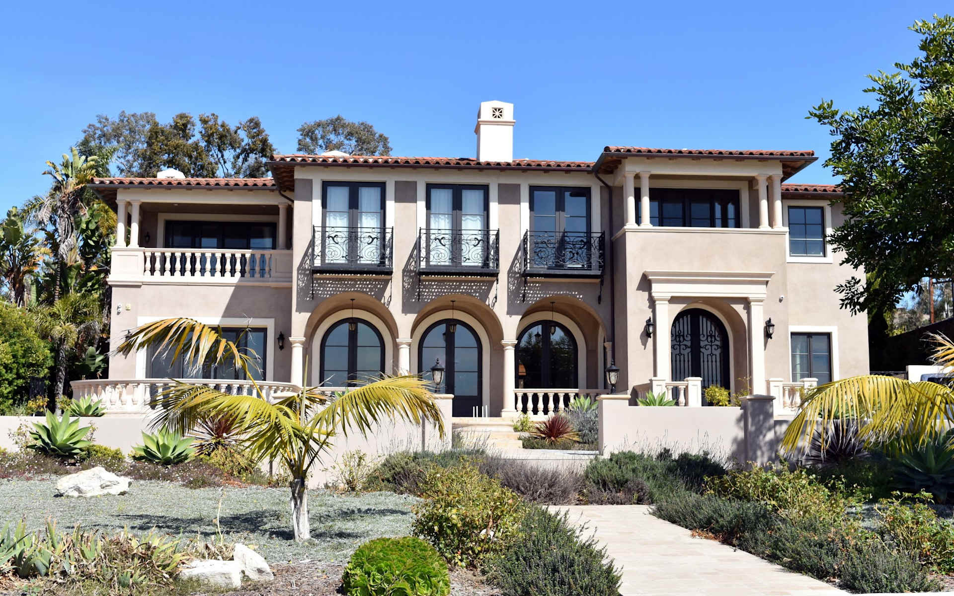 Explore Properties in Coastal Orange County Michael Balliet