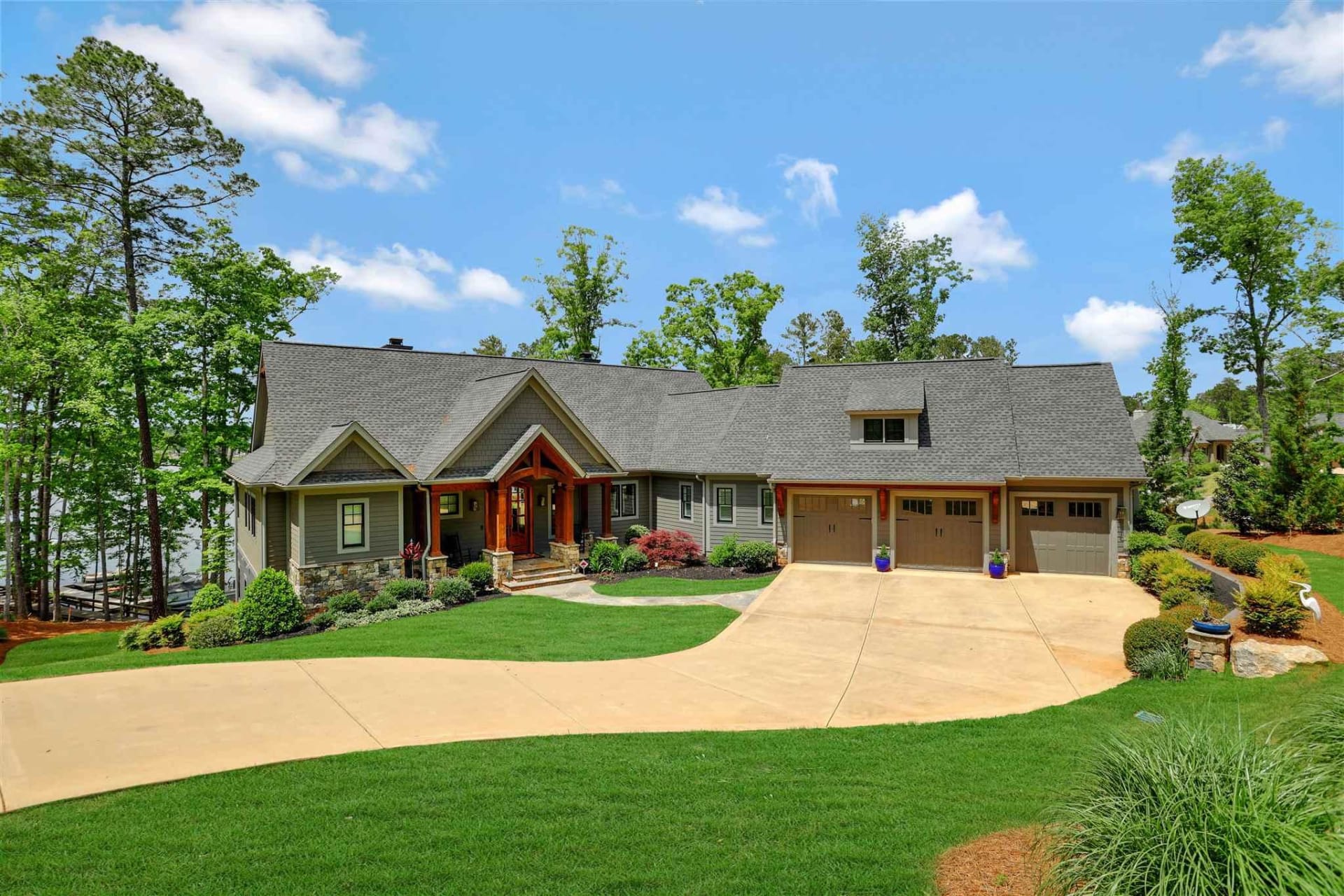Custom Lake Home, Like-New with Big Lake and Sunset Views, Steps to the Water, 3 years old