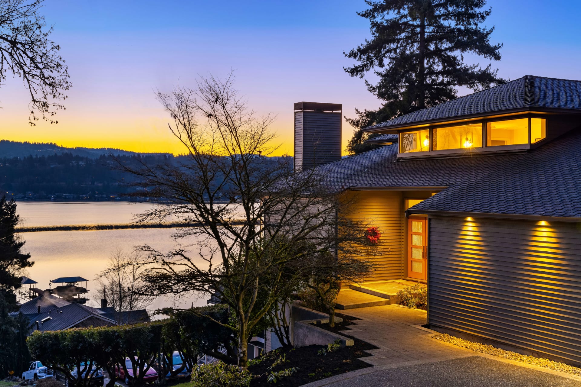 4544 Ferncroft Rd "Lake View Custom Contemporary"