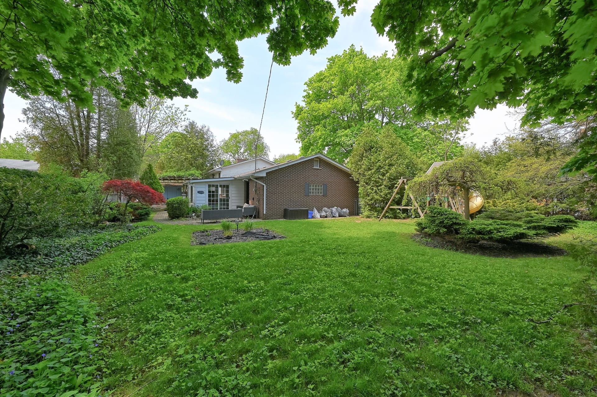 1430 Hixon Street Oakville, ON L6J 1S1 Goodale Miller Team