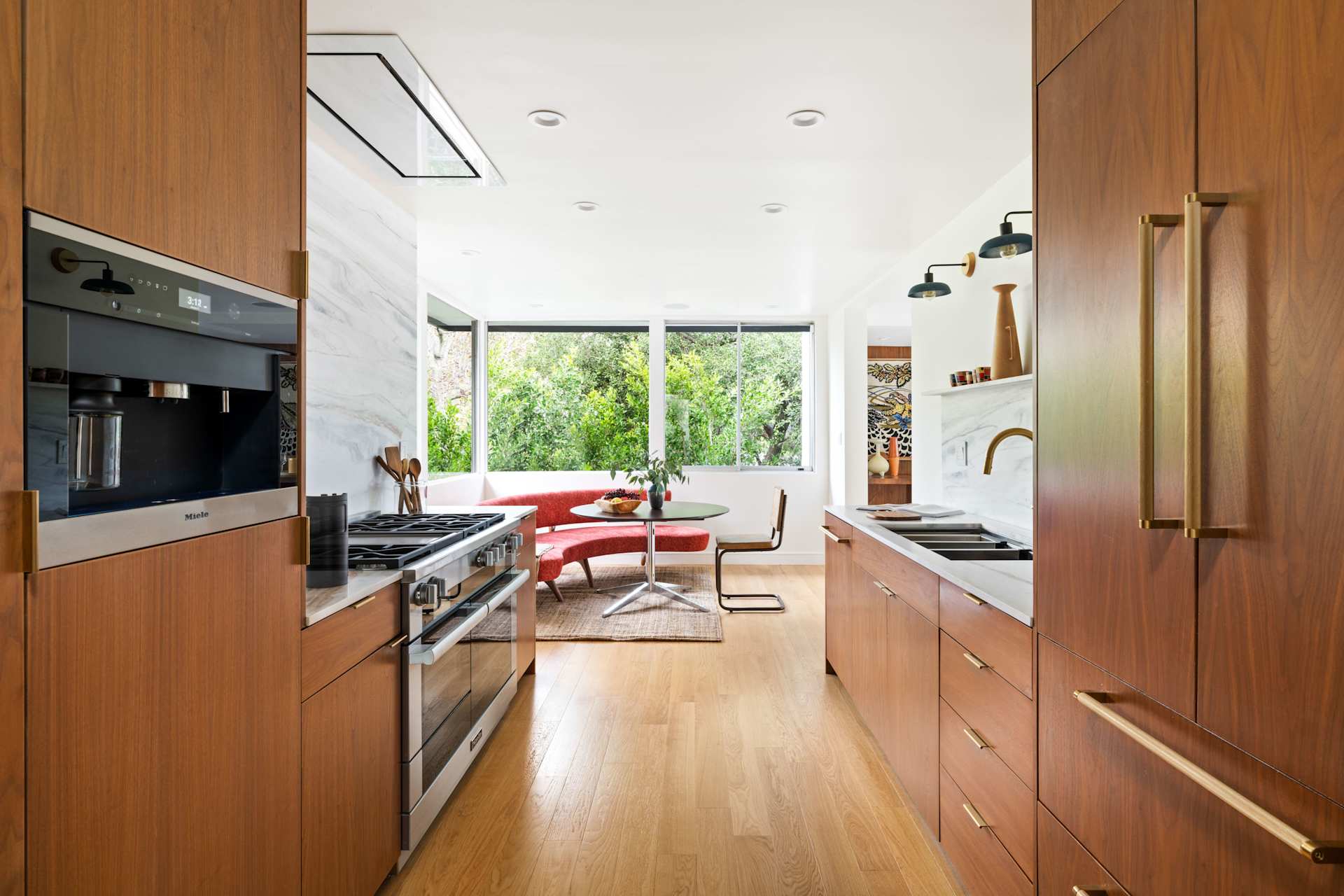 A 1962 Richard Kearney home in West Hollywood is for sale