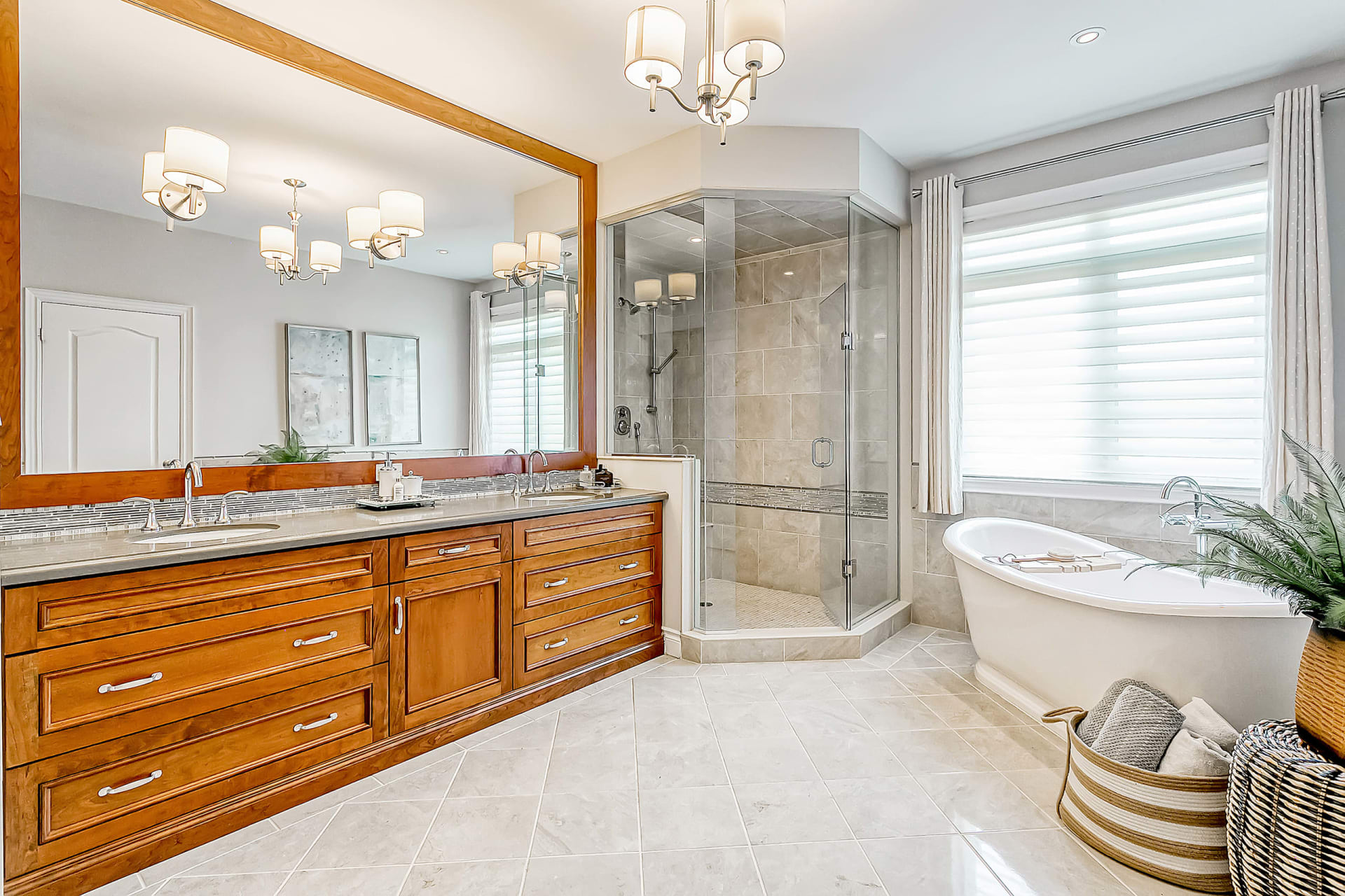 27 Old Ruby Lane Oakville, ON N0B 2J0 Goodale Miller Team