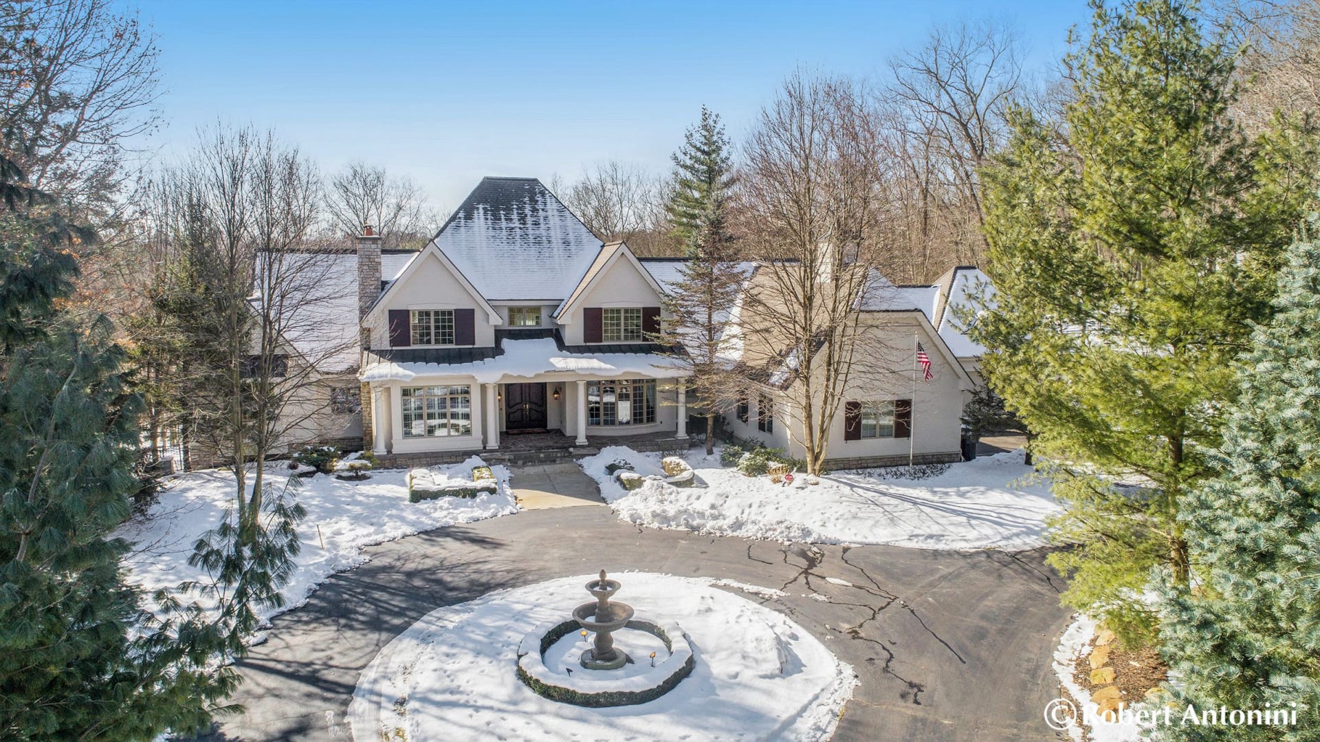 Homes for Sale in Forest Hills, MI Robert Antonini