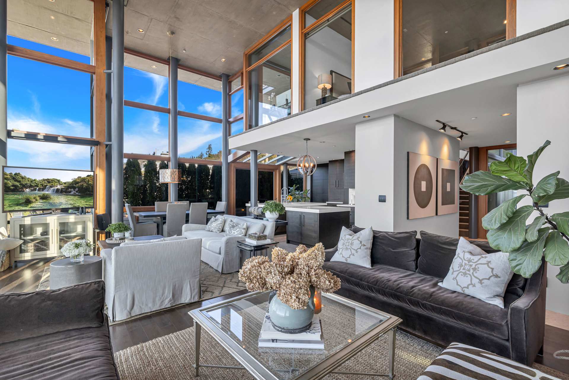 Sale County & The Upper North Coast