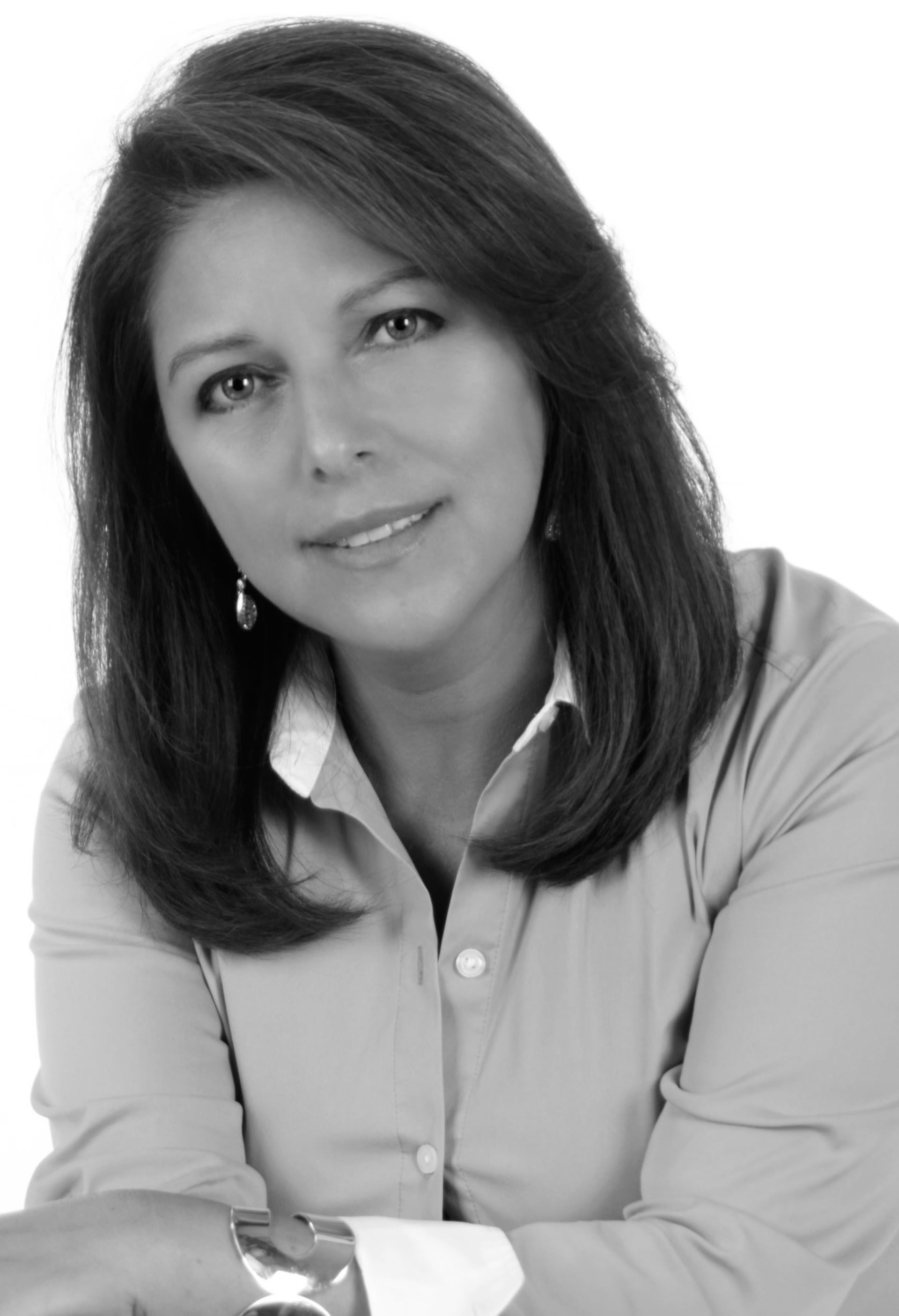 Laurie Kane Avon Real Estate Expert