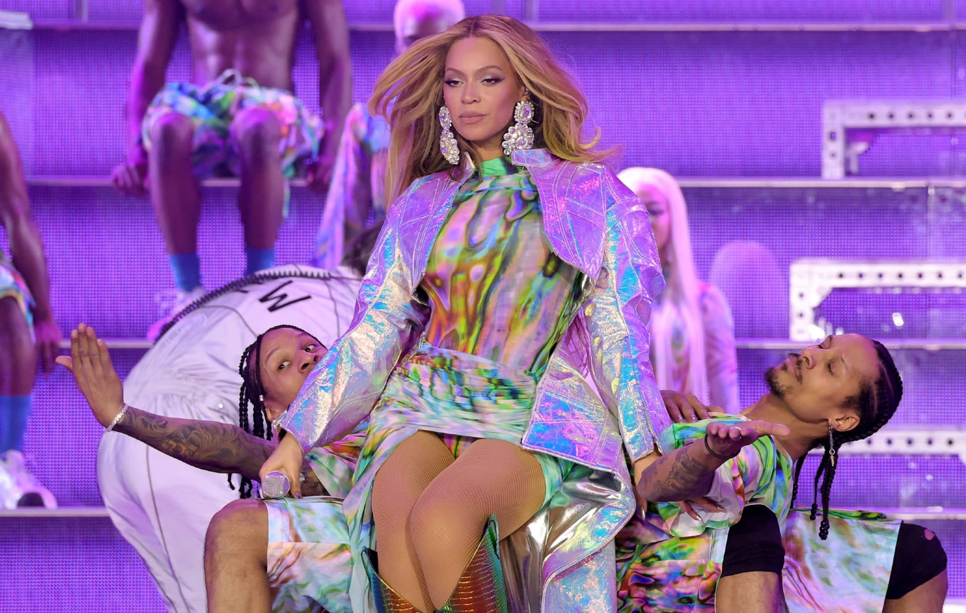 Here's How You Can Still Score Tickets To Beyoncé's Renaissance Tour In  Miami