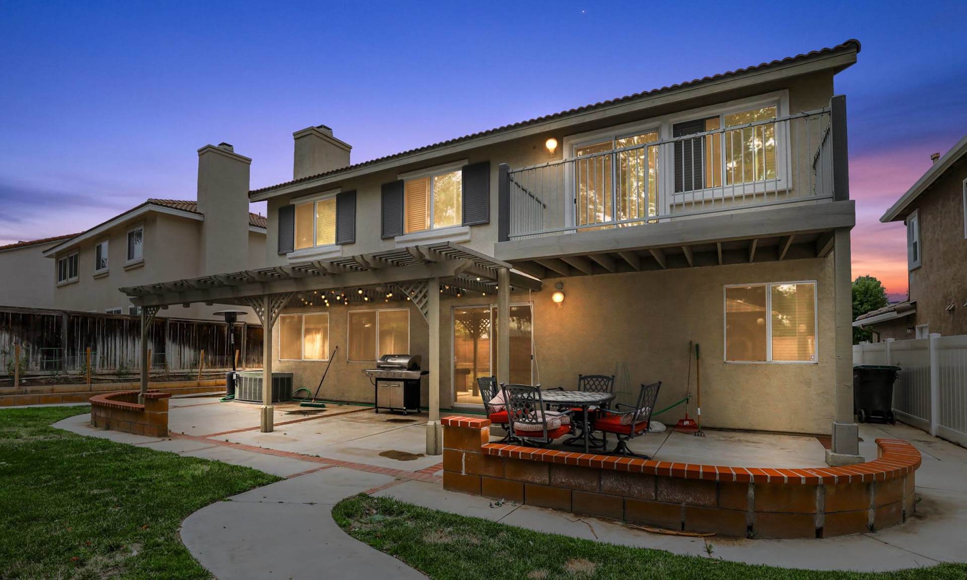 Selling Magnum Realty Group