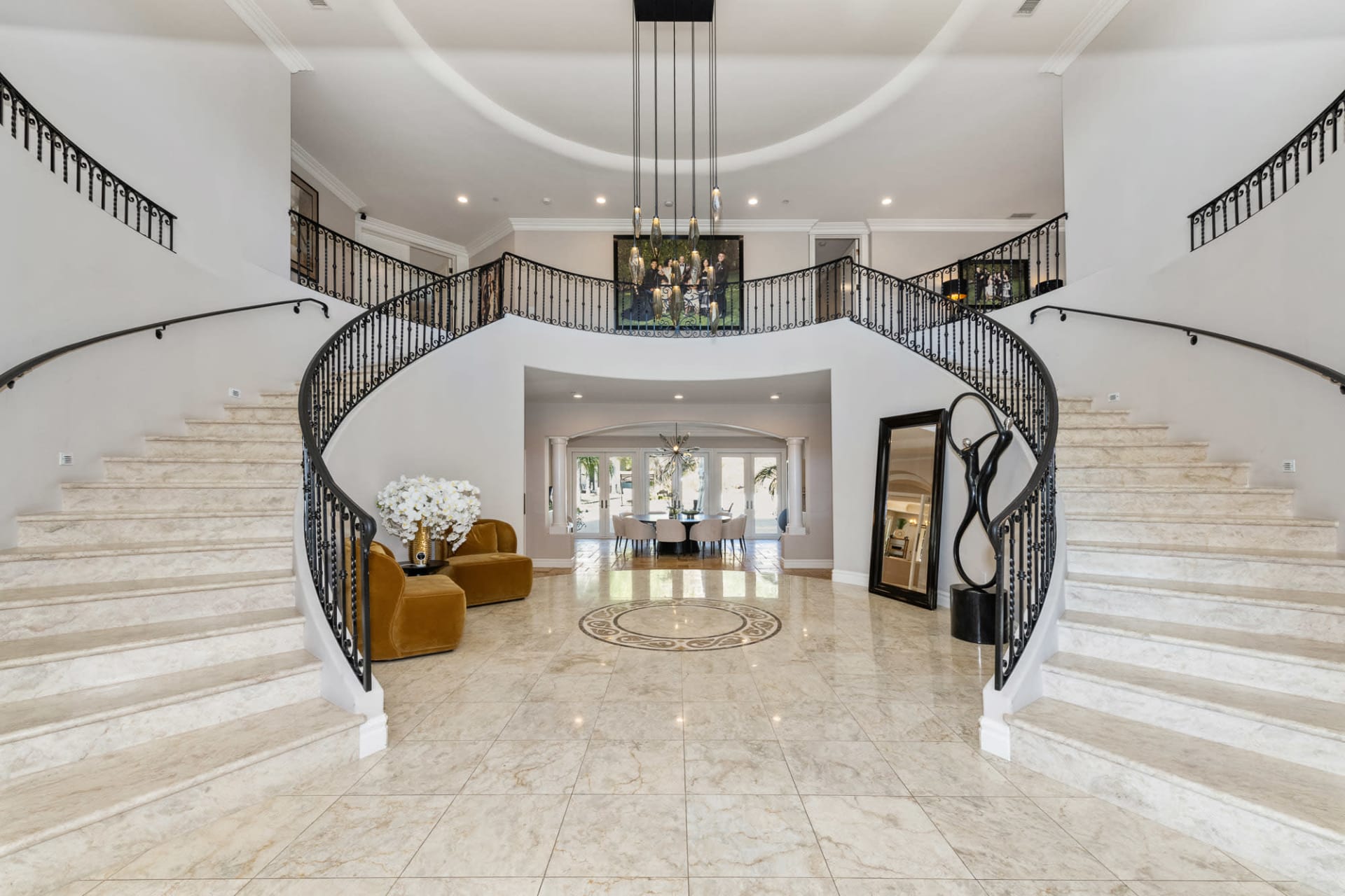 Featured Listing Exquisite Luxury in Abercrombie Ranch Estates