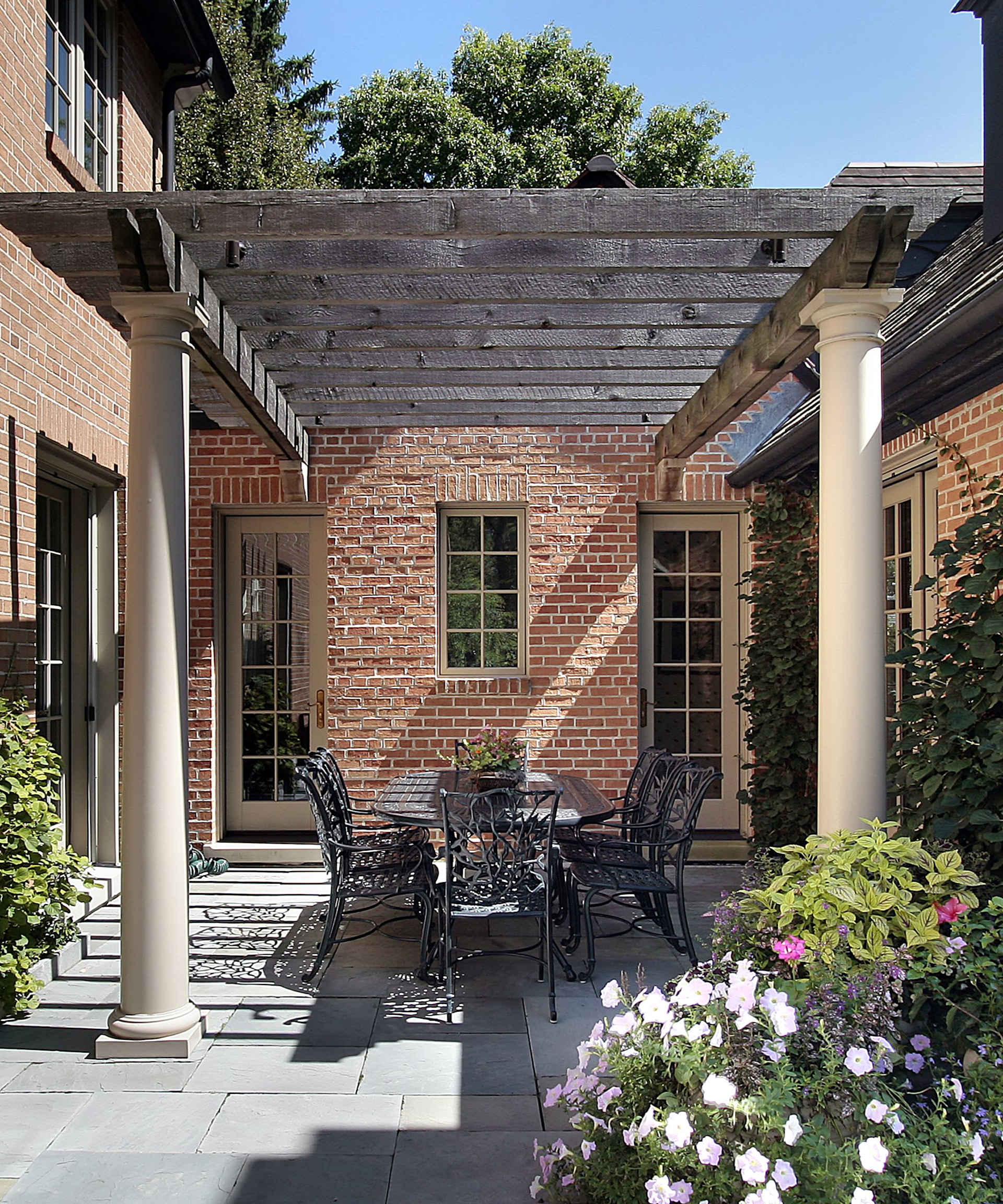 Omnia Real Estate Washington Real Estate