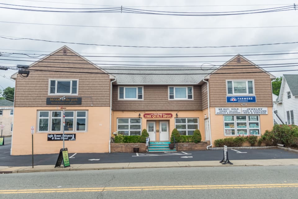 26 Goffle Road Midland Park, NJ 07432 1 Bath The Lopez Property Group