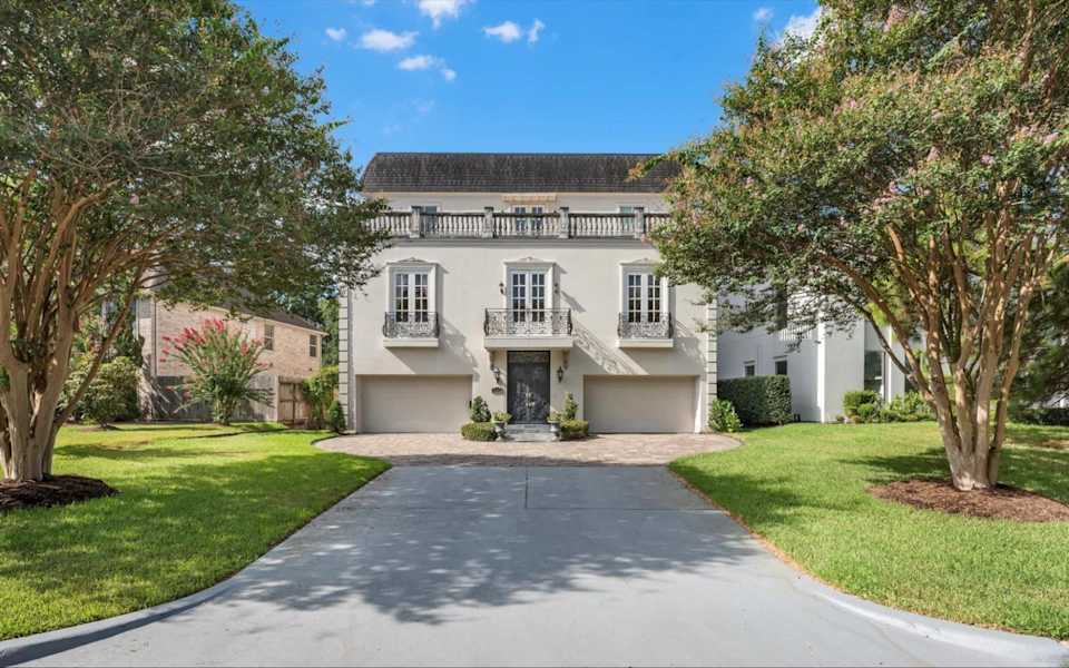 Houston, TX, UltraLuxury Market What You Need to Know Blog Stacy