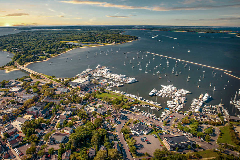 8 Sag Harbor Village Rentals for a CareFree (or CarFree) Summer!