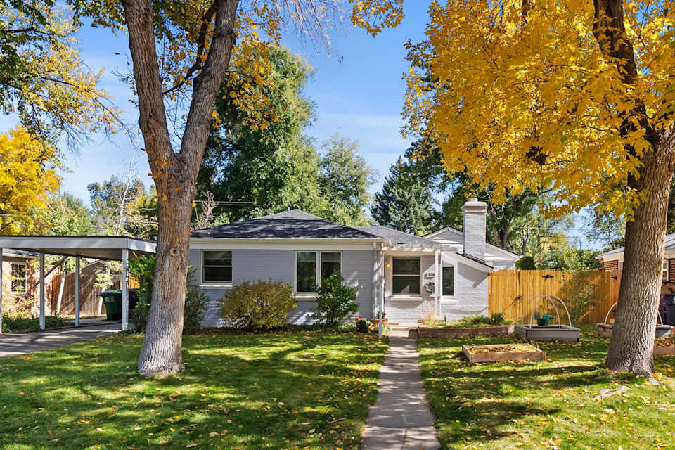 Updated Crestmoor Home 466 Pontiac Street