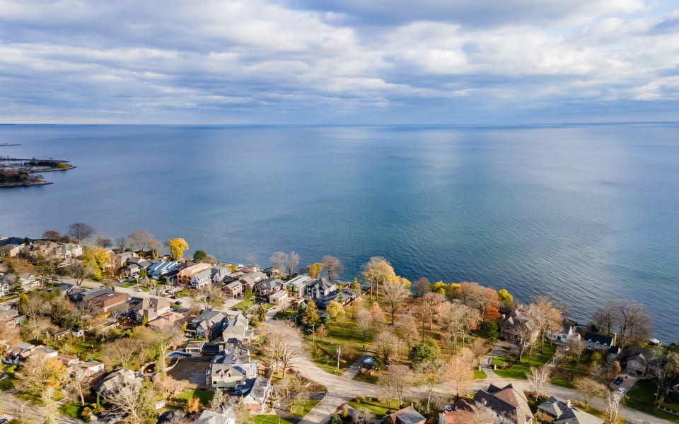 Port Credit Neighbourhood Guide The Papousek Team