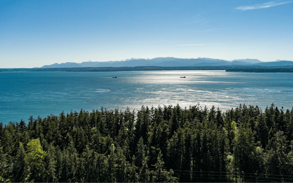 Waterfront Condos Luxury Living with a Breathtaking View Blog Mike