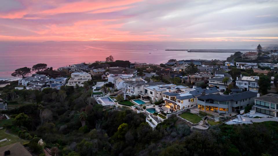 Shore Cliffs in Corona del Mar Discover the Idyllic Coastal Living and
