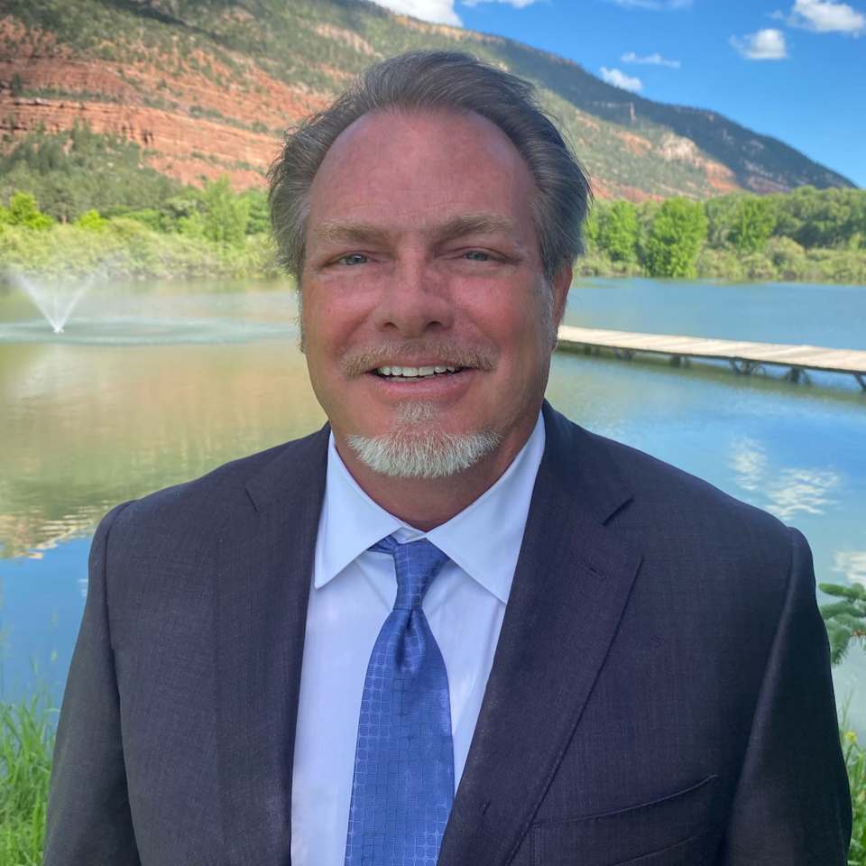 michael-graves-real-estate-advisor-at-purple-mountain-team