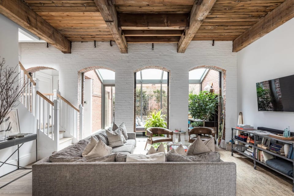 Designer's Own Luxury Retreat at Watchcase CeeJackTeam Sag Harbor