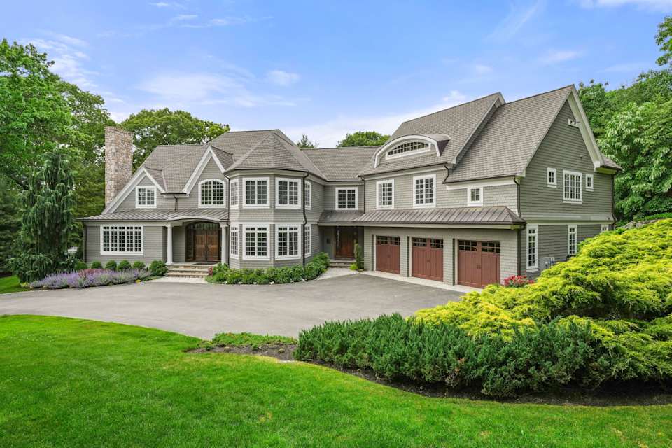 Newton, MA Real Estate Houses & Homes for Sale