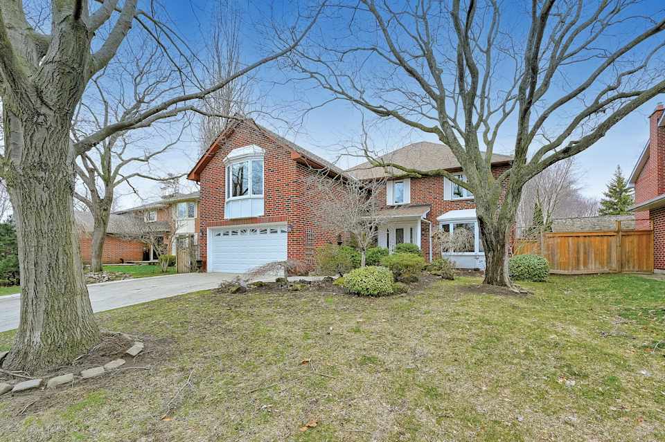 362 Aspen Forest Drive Oakville, ON L6J 6H3 Goodale Miller Team