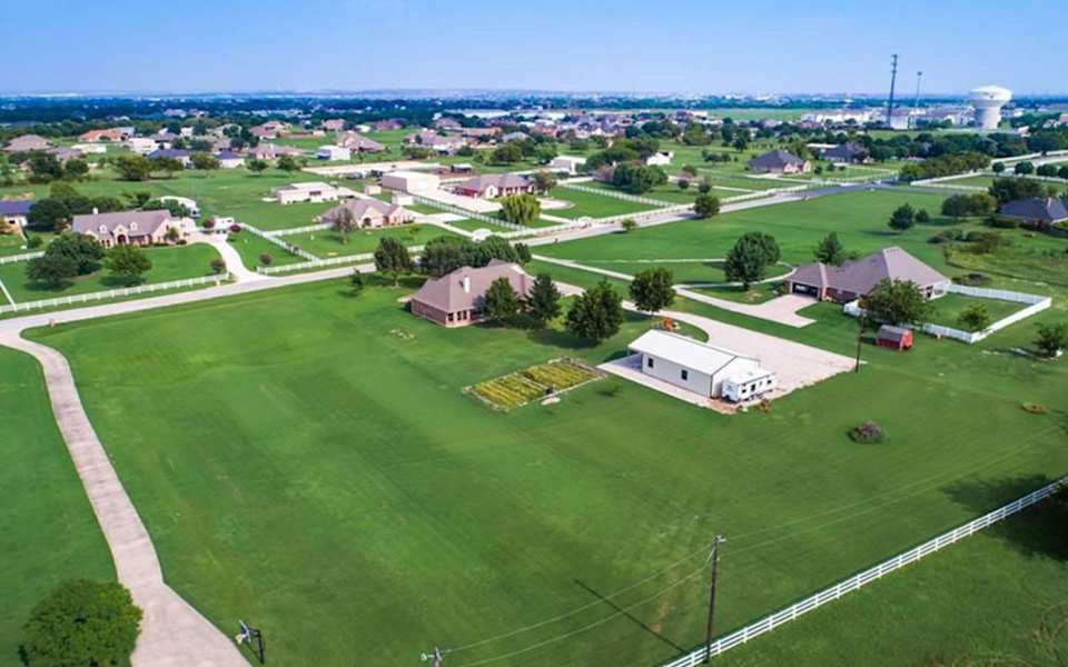 Haslet JLUX Homes Realty Group