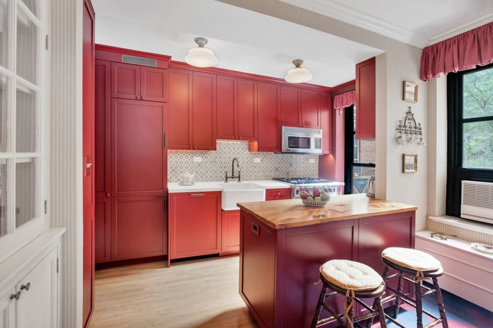 Romantic Cottage Appeal in Gramercy, 235 East 22nd Street, Unit 3G