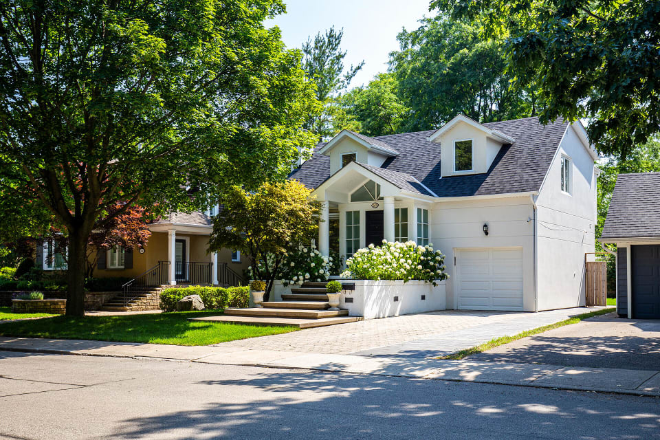 Avis Team Oakville Real Estate Experts