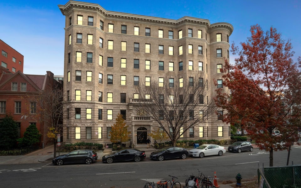 UNDER CONTRACT BRIGHT & SUNNY 1BR/1BA CONDO IN LOGAN CIRCLE Blog
