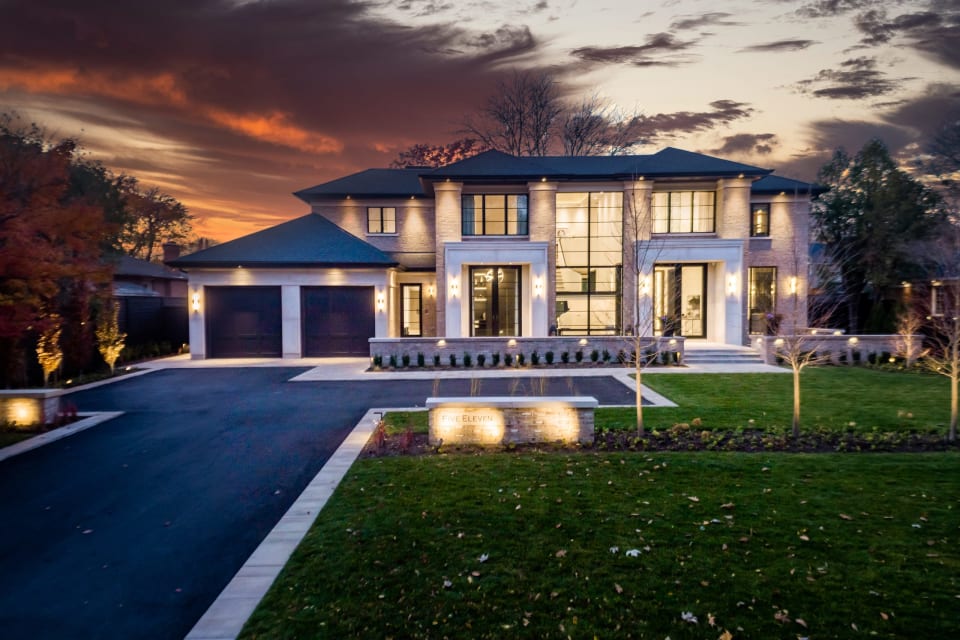 Luxury Real Estate 511 MacDonald Road, Oakville, Ontario Blog