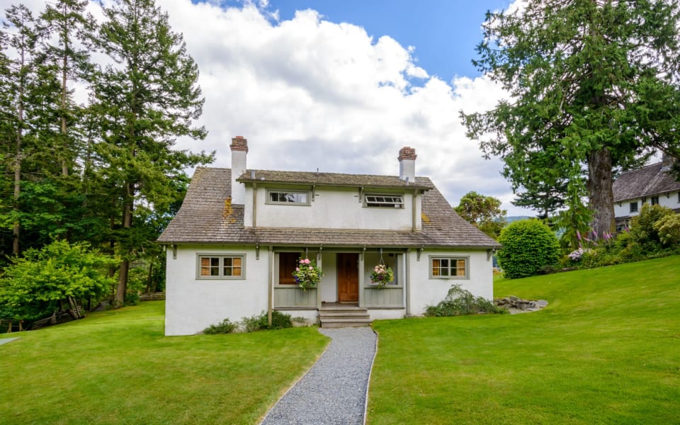 Wayland Real Estate And Homes For Sale The Chandler Group