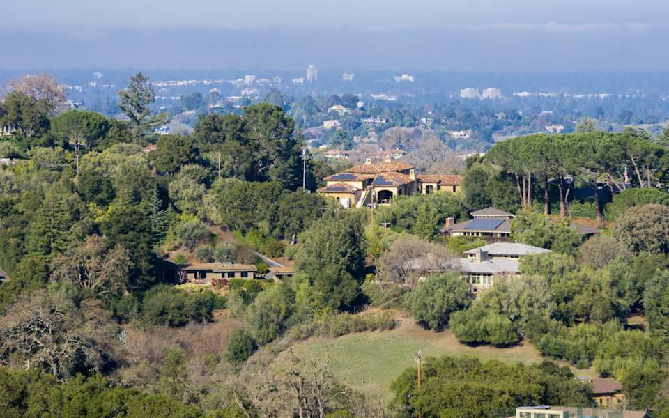 Los Altos Community Guide