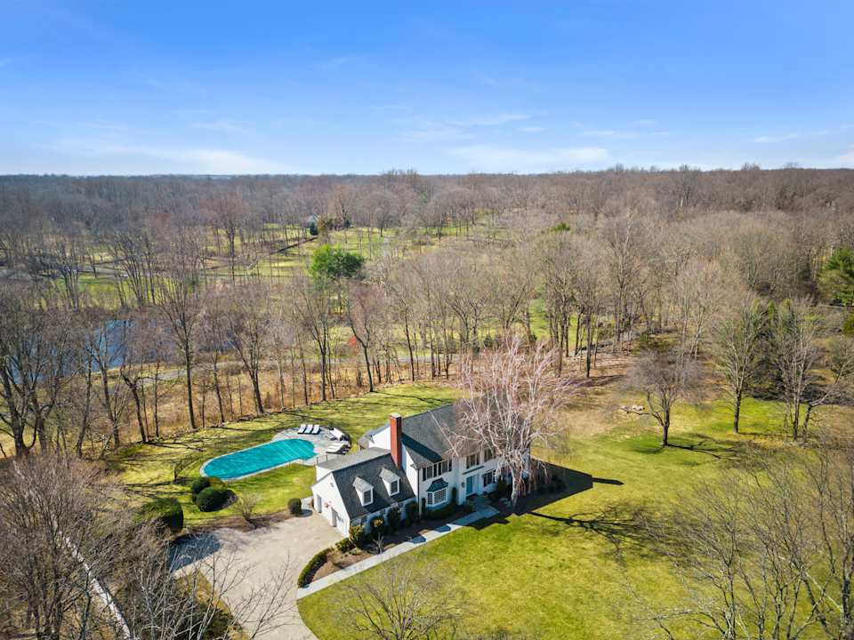 81 Coventry Lane, Fairfield Private Exclusive Veronica Monahan