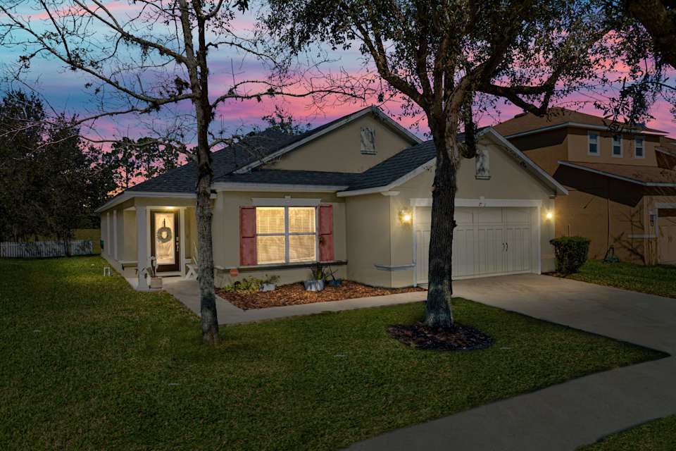 7103 BRIDGEVIEW DRIVE Sonny Glover Florida Real Estate Agent