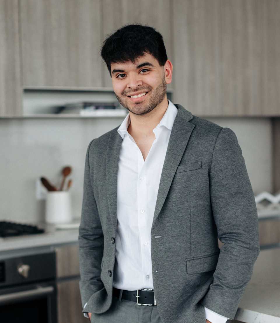 Anthony Saldivar Chicago Real Estate Team