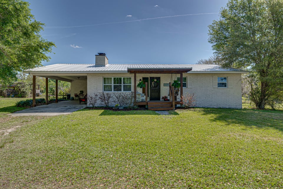 36653 Blanton Rd Dade City, FL 33523 3 Beds, 2 Baths King & Associates Real Estate