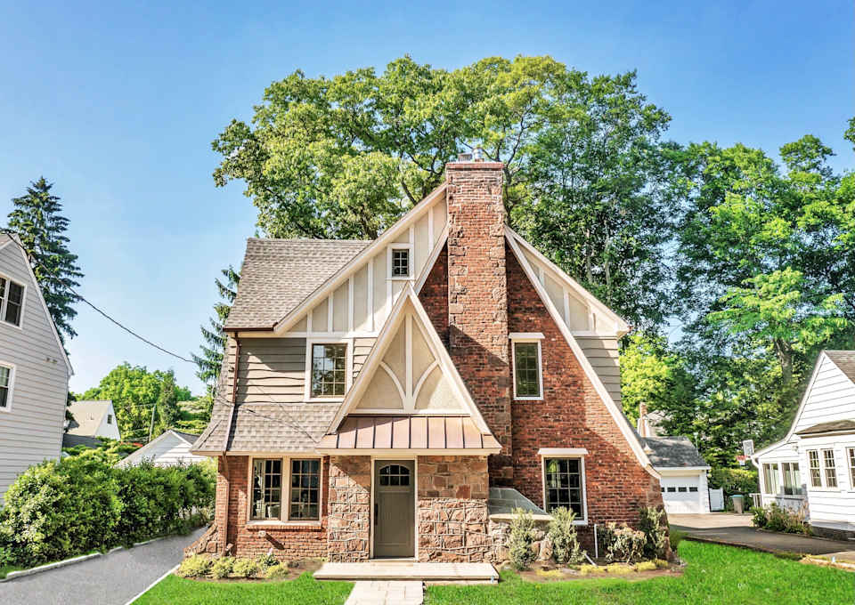 97 California St, Ridgewood Christina Gibbons Group