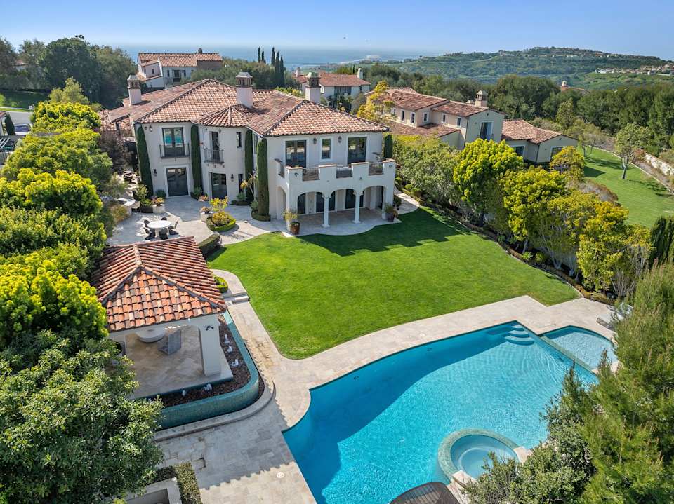 Exclusive neighborhood, luxury living