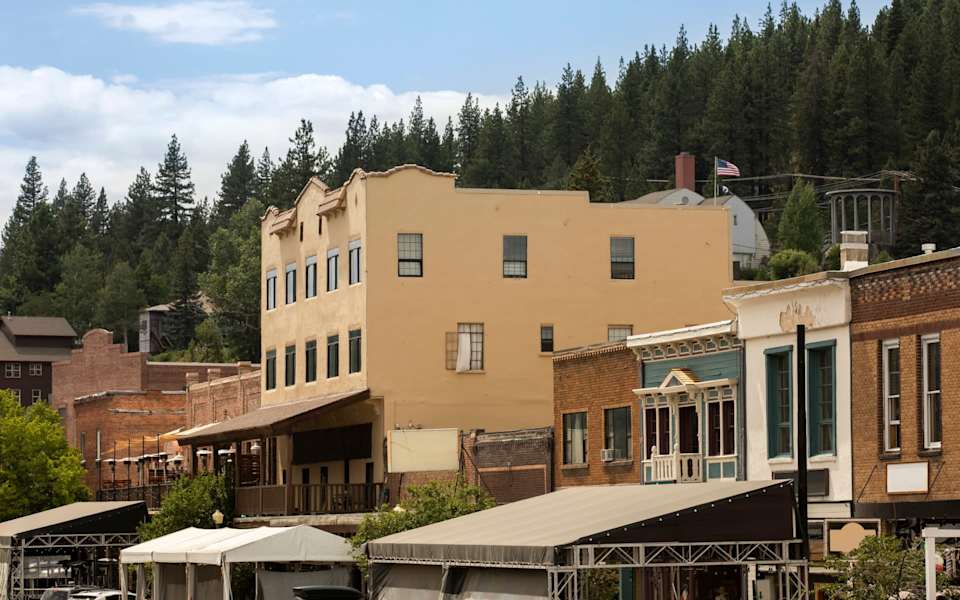 Columbia & Jamestown Real Estate Area Guide Vass Haus Re