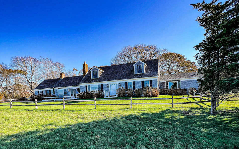 Sweetened Water Farm Vineyard Dream Realty Martha's Vineyard Real