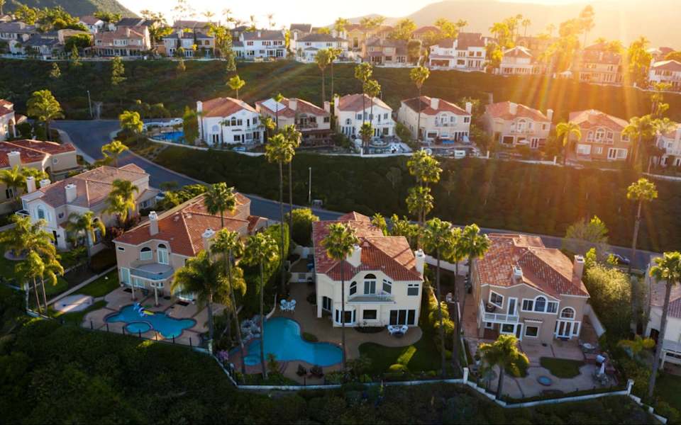 A Guide to Moving to Laguna Niguel Notch Luxury Properties